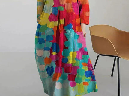 Bunt bedrucktes Kleid mit V-Ausschnitt