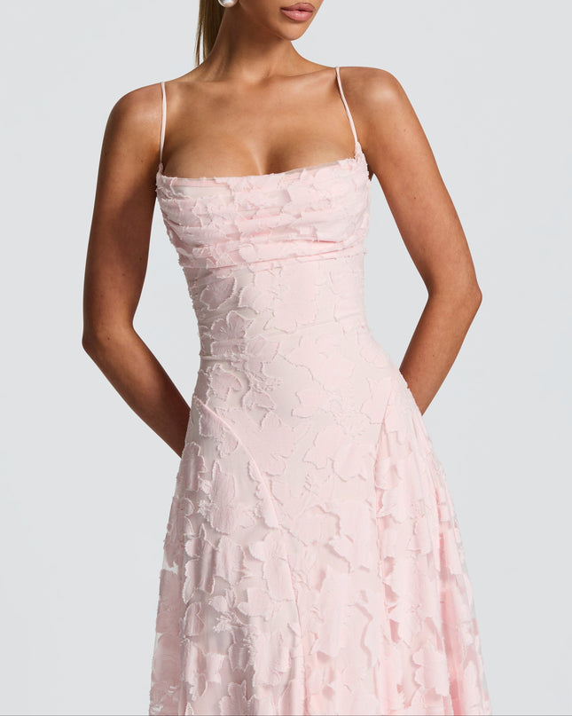 Rhoda™ – Fließende Eleganz im zeitlosen Maxi-Stil