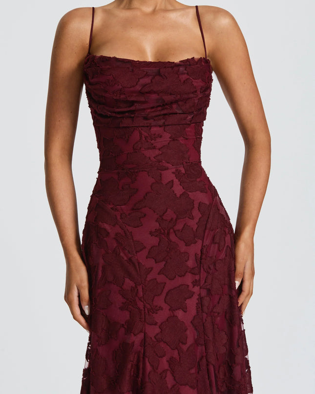 Rhoda™ – Fließende Eleganz im zeitlosen Maxi-Stil