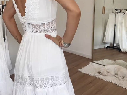 Sora™ – Ärmelloses Boho-Midikleid mit Spitzendetails