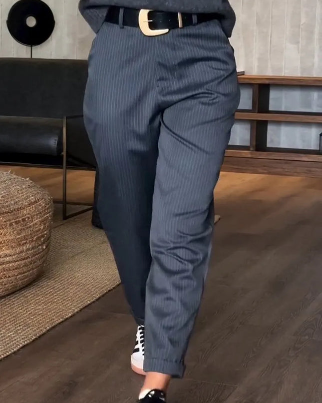 MATHILDA | ELEGANTE, FIGURSCHMEICHELNDE HOSE MIT STREIFEN