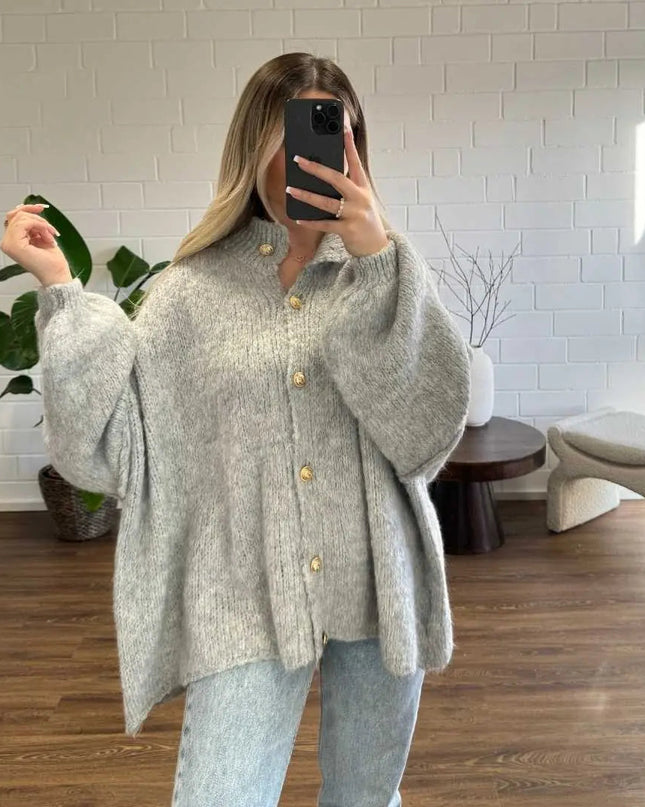 Bella | Übergroße Strick-Cardigan mit Goldknöpfen