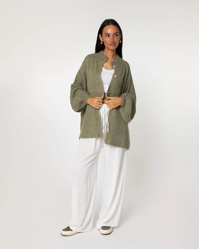 Bella | Übergroße Strick-Cardigan mit Goldknöpfen