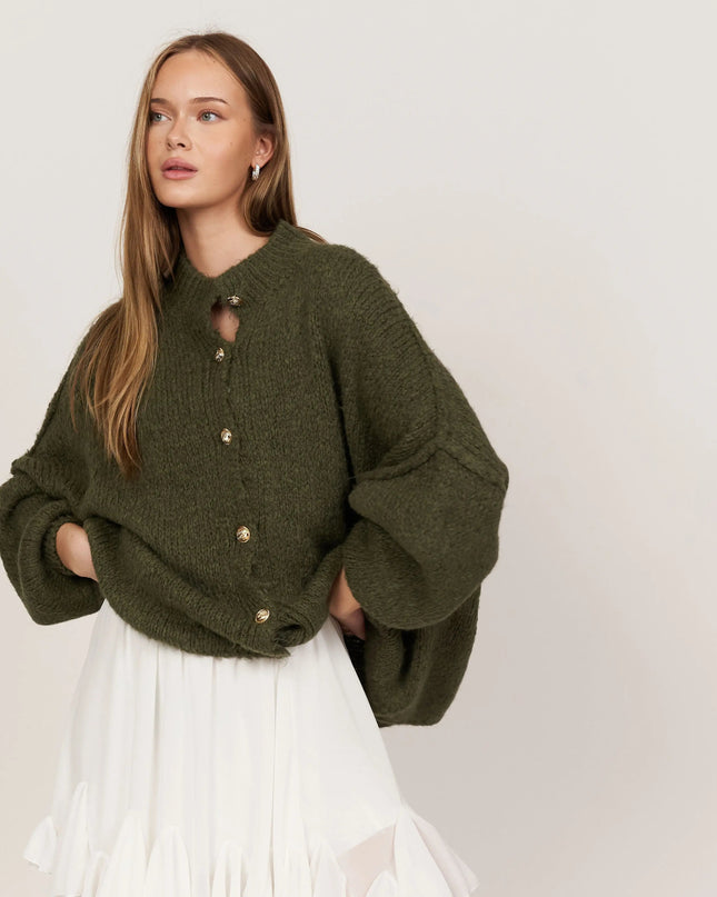 Bella | Übergroße Strick-Cardigan mit Goldknöpfen