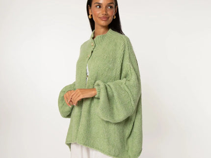 Bella | Übergroße Strick-Cardigan mit Goldknöpfen
