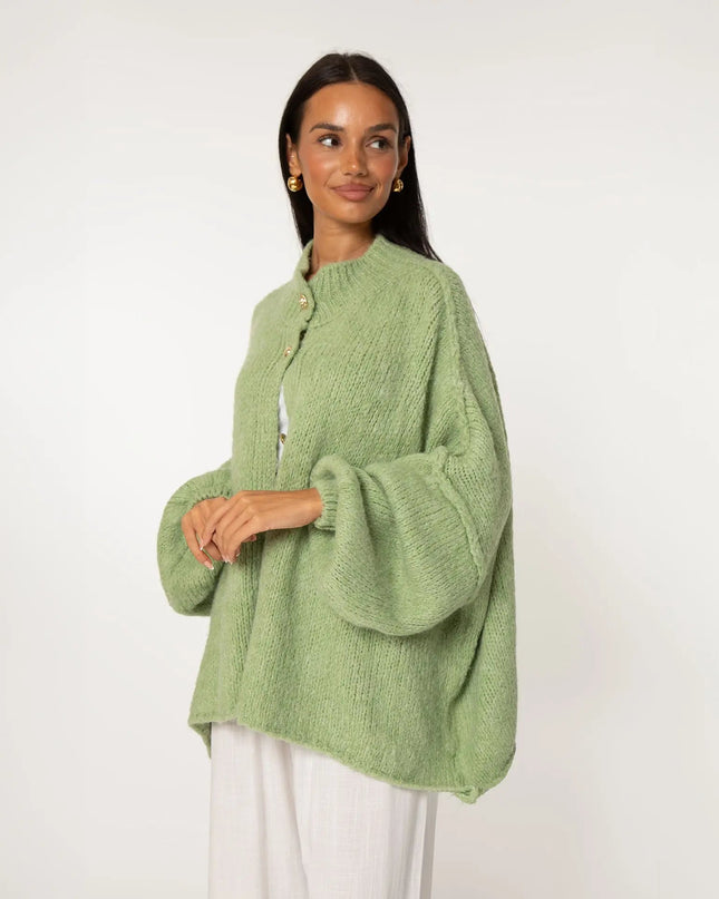 Bella | Übergroße Strick-Cardigan mit Goldknöpfen