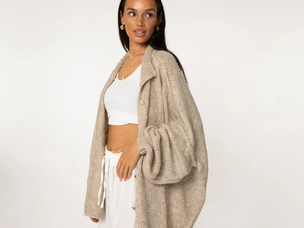 Bella | Übergroße Strick-Cardigan mit Goldknöpfen